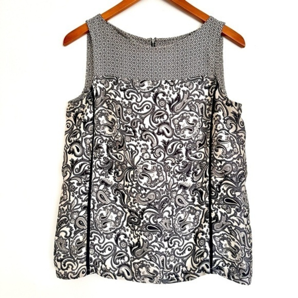 LOFT Black and White Paisley Sleeveless Top Size Small